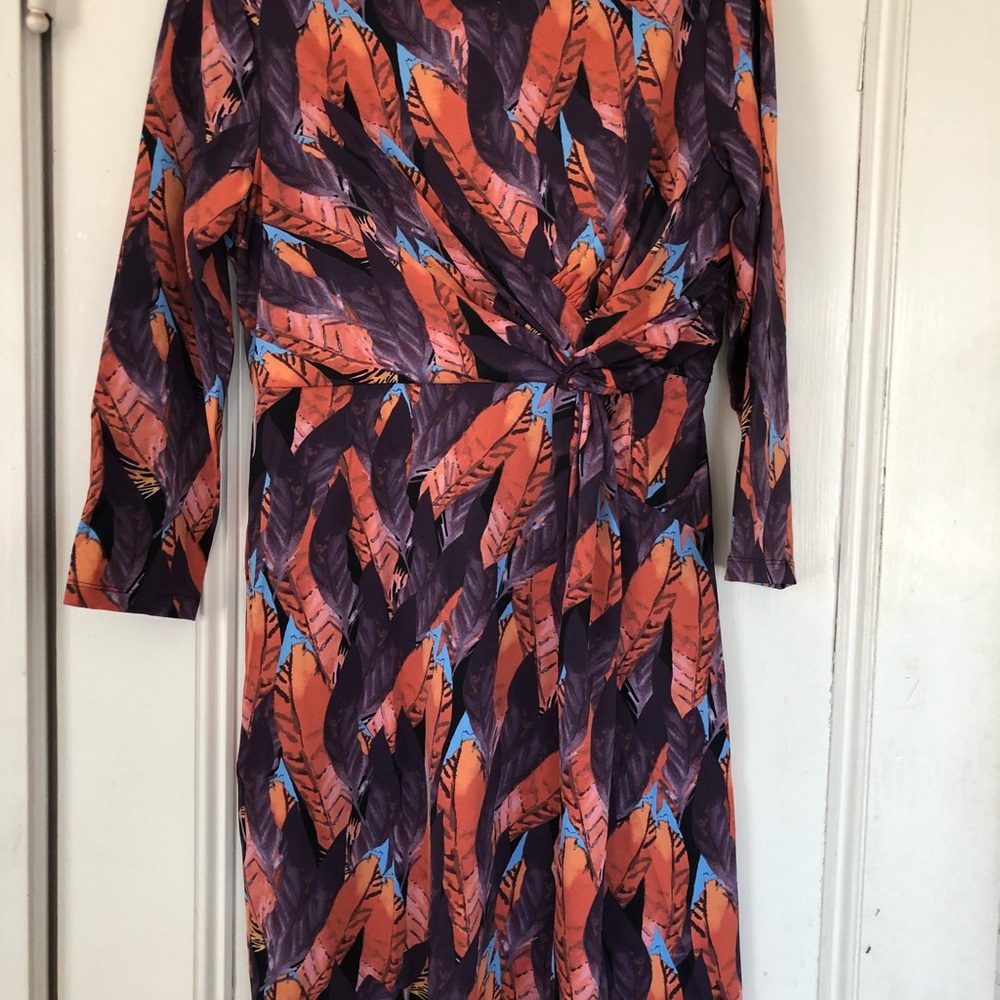 Tracy Negoshian purple feather ruched dress, NWT.